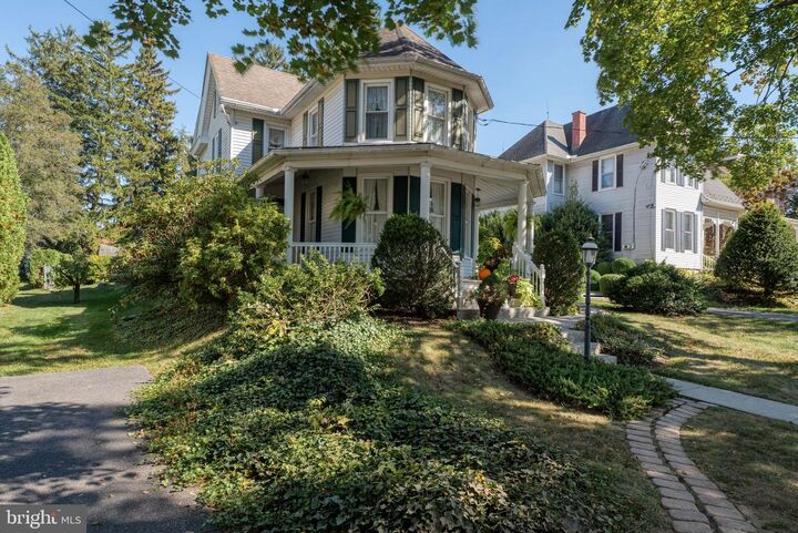 Property Photo: 1042 Cornwall Road PA 17042
