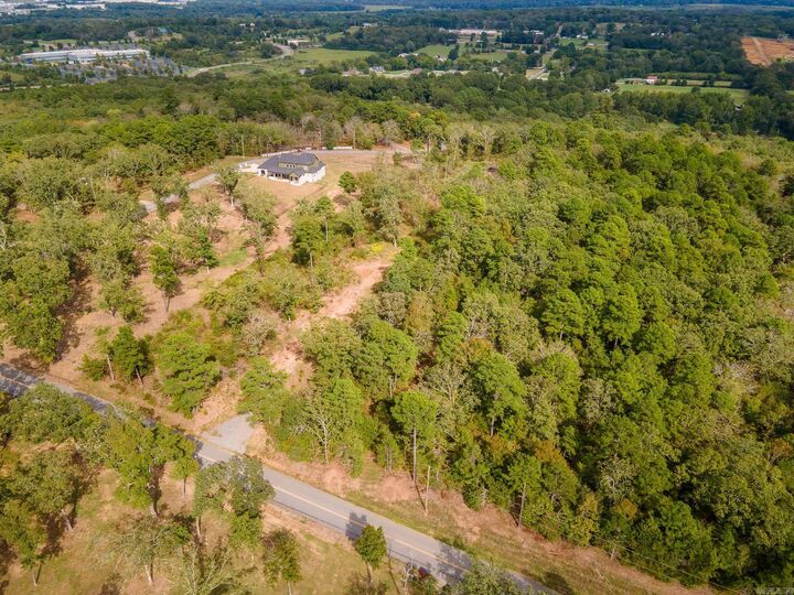Property Photo:  5 Dixie Drive  AR 72034 