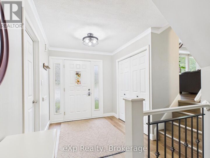 Property Photo:  470 Williamsburg Street  ON N2Z 2G3 