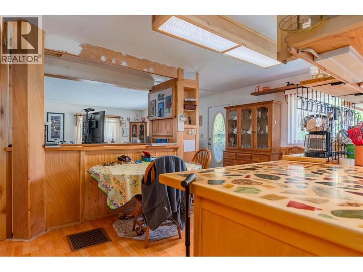 Property Photo:  2828 9th Avenue  BC V1N 2Z1 