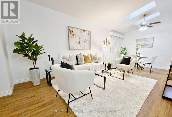 Property Photo: 50 Barrydale Crescent ON N6G 2X4