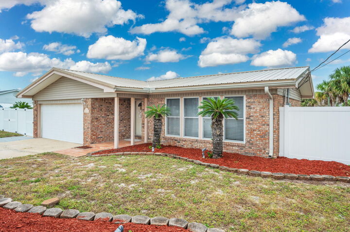 Property Photo: 650 Porpoise Avenue FL 32548