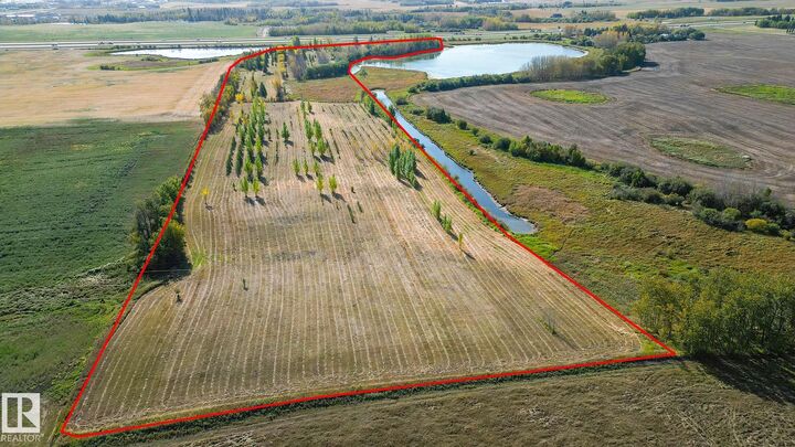 Property Photo:  1020 Highway 16  AB T7Z 0J6 