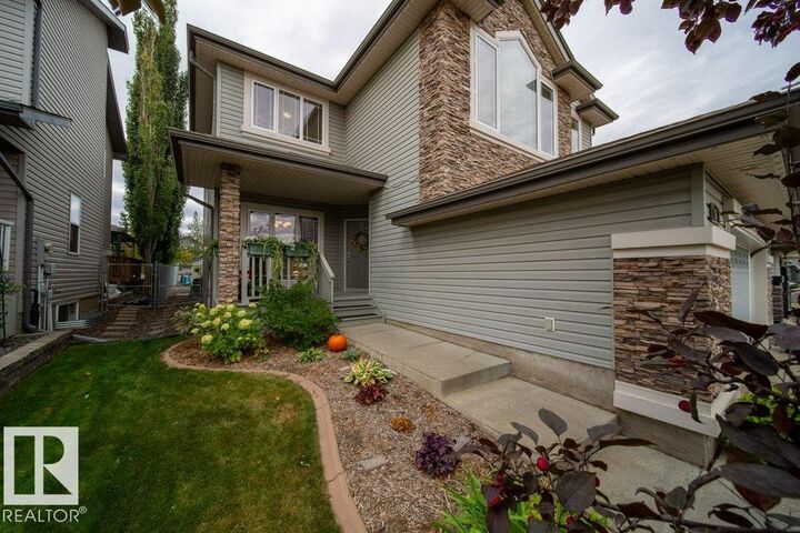 Property Photo:  97 Carlyle Crescent  AB T8H 2T8 