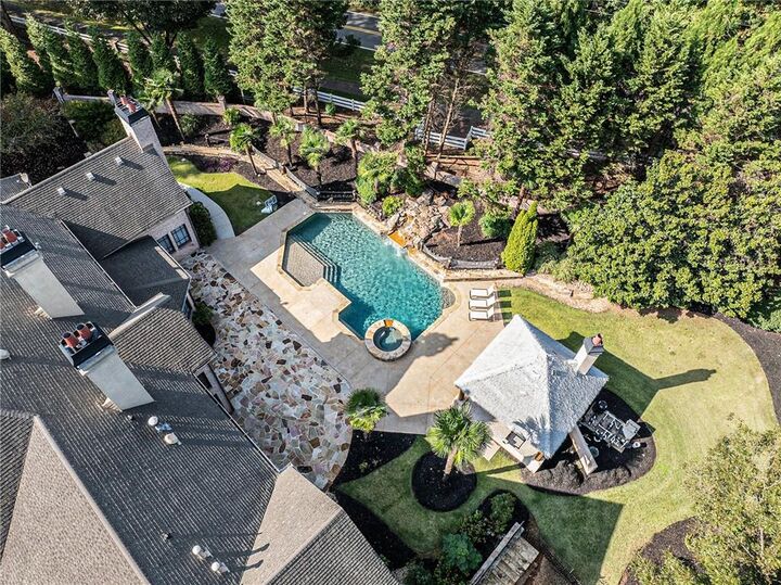 Property Photo:  5005 Heatherwood Court  GA 30075 