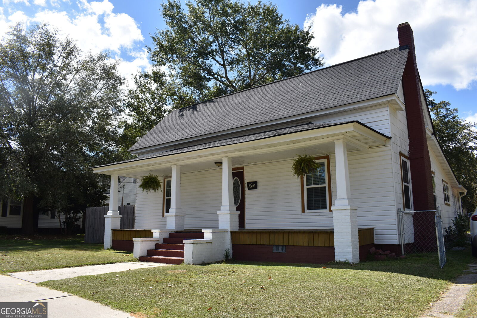 Property Photo:  250 S Lewis Street  GA 30439 