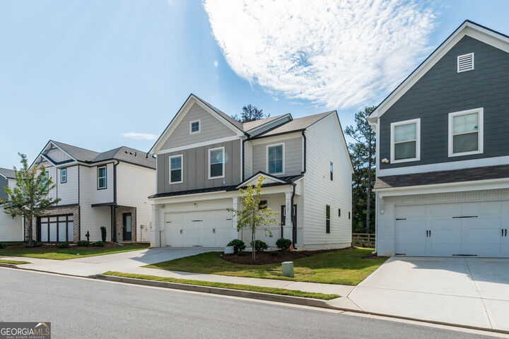 Property Photo: 2785 Aralynn Way GA 30337