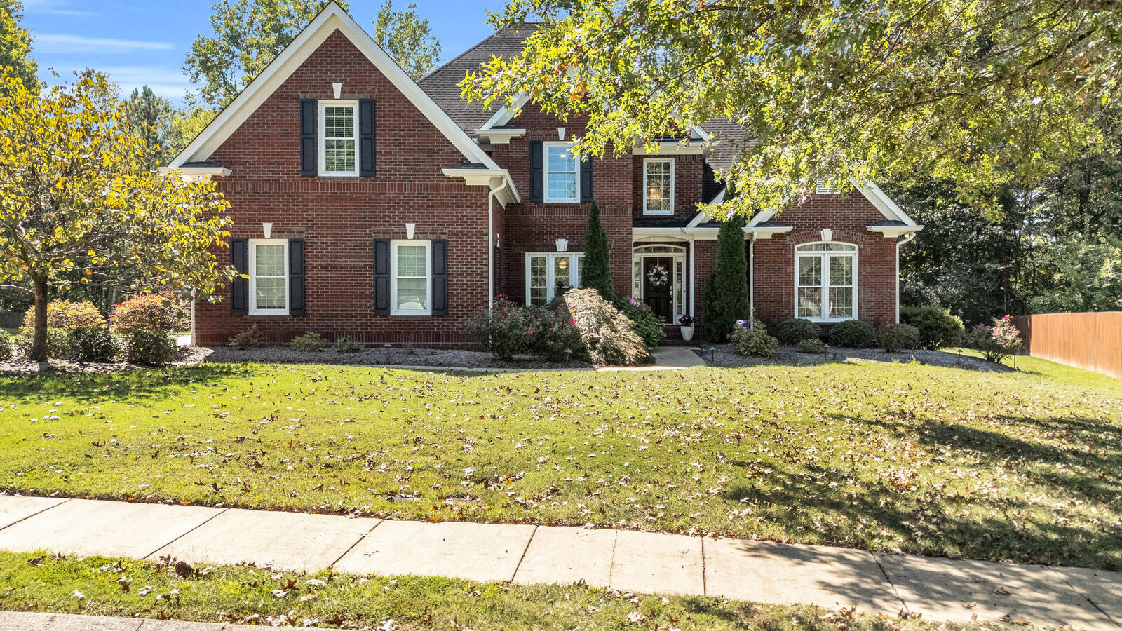 Property Photo:  1977 Turnberry Circle  TN 37343 