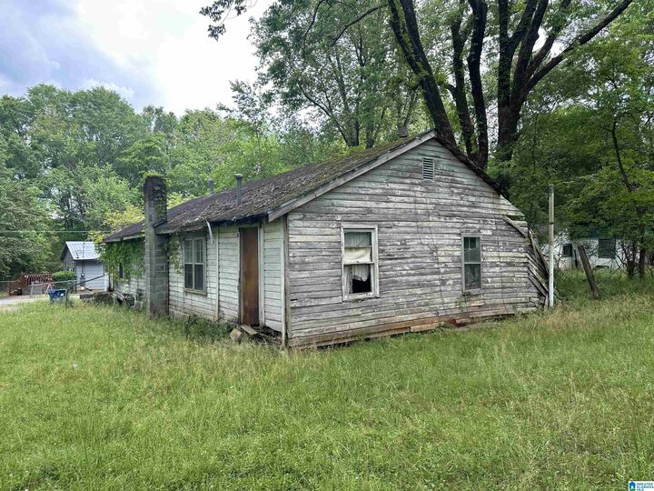 Property Photo: 9 8th St &Amp 807 Drayton Street AL 36265