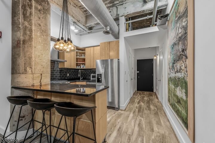 Property Photo:  140 Bay St 2F  NJ 07302