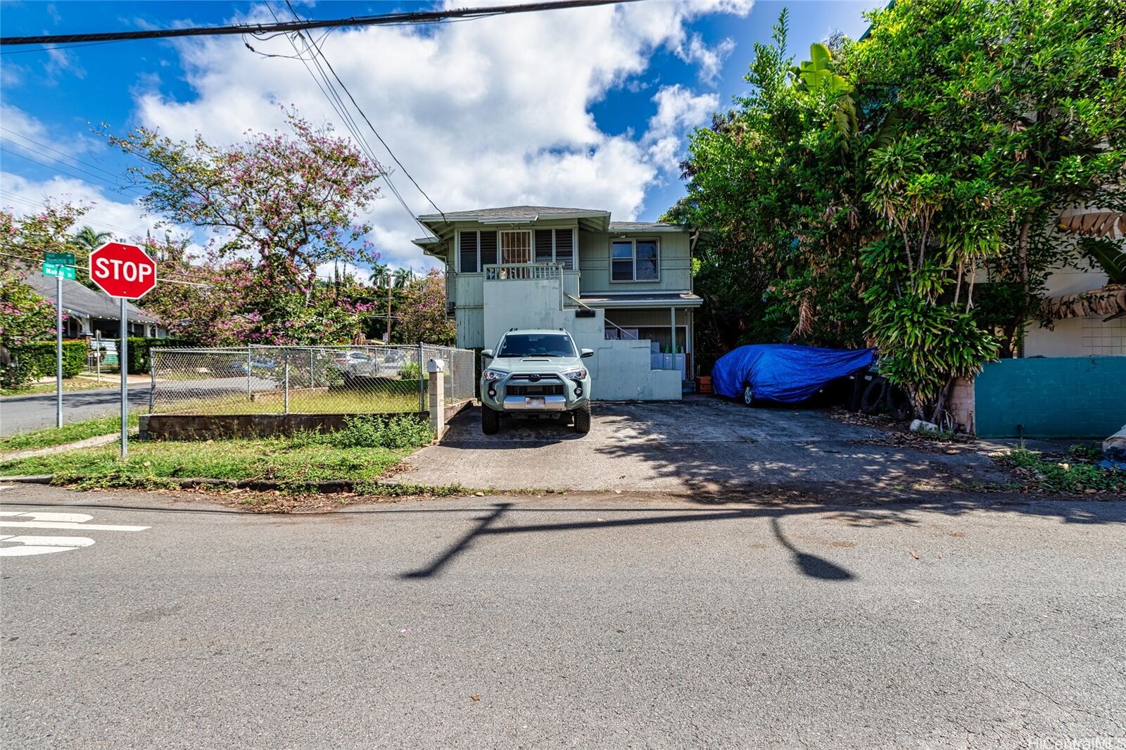 Property Photo:  1504 Dominis Street  HI 96822 