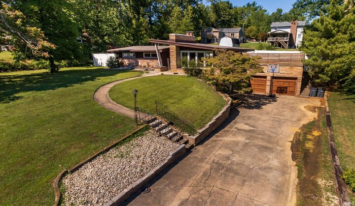 Property Photo:  130 Inwood Drive  IN 47711 