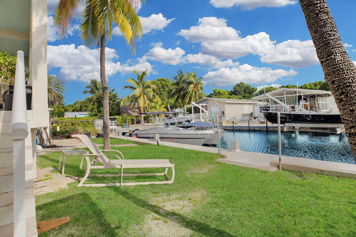 Property Photo: 314 Loeb Avenue FL 33037