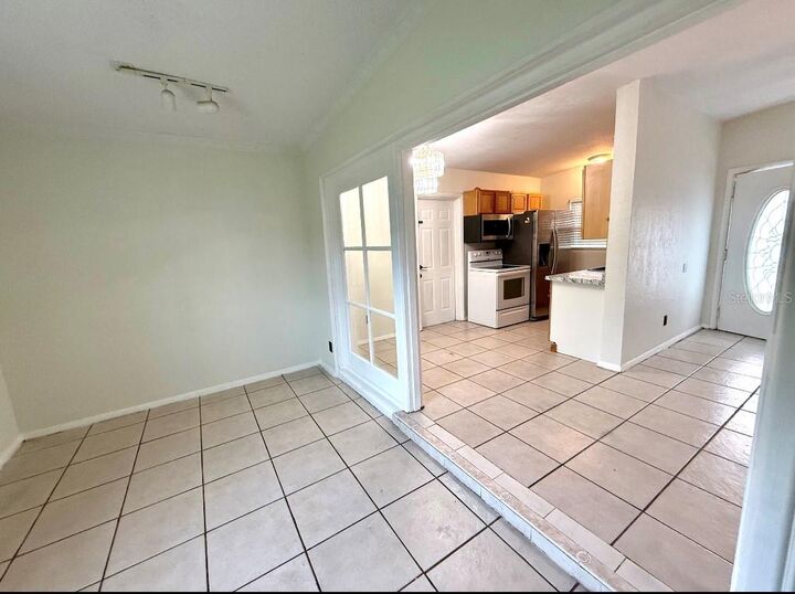 Property Photo:  6021 Yucatan Drive  FL 32807 