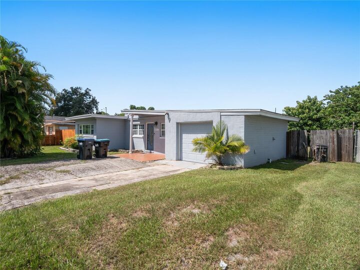 Property Photo:  6021 Yucatan Drive  FL 32807 