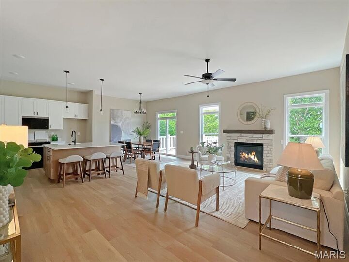 Property Photo:  108 Fiddlers Close Road 108 Stb  MO 63090