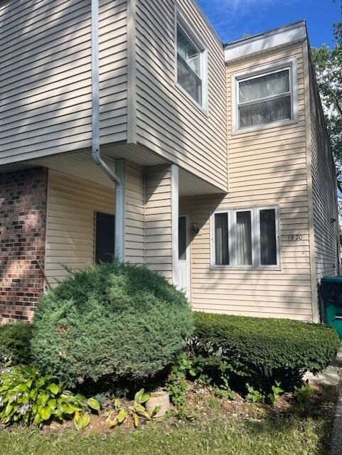 1920 Moore Avenue  Joliet IL 60433 photo