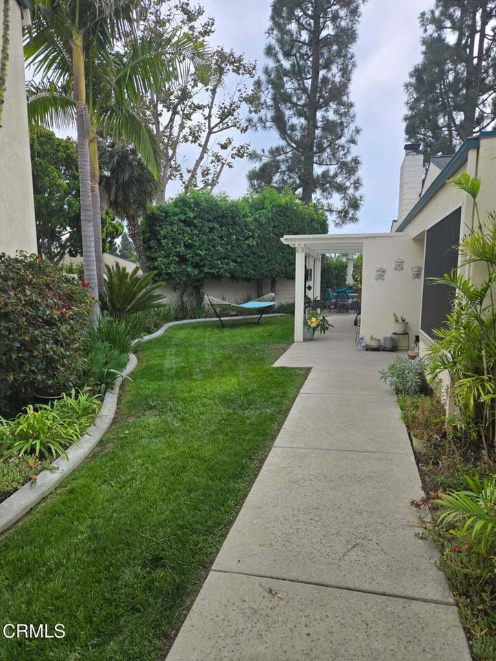 Property Photo:  881 Garnet Avenue  CA 93004 