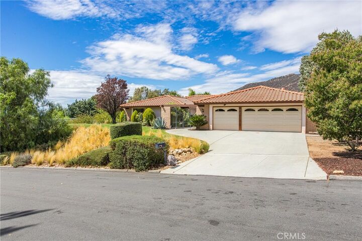 Property Photo: 9103 Oak Creek Road CA 92223