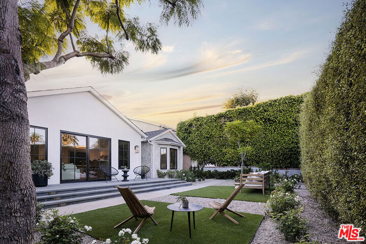 Property Photo:  2515 Marguerita Avenue  CA 90402