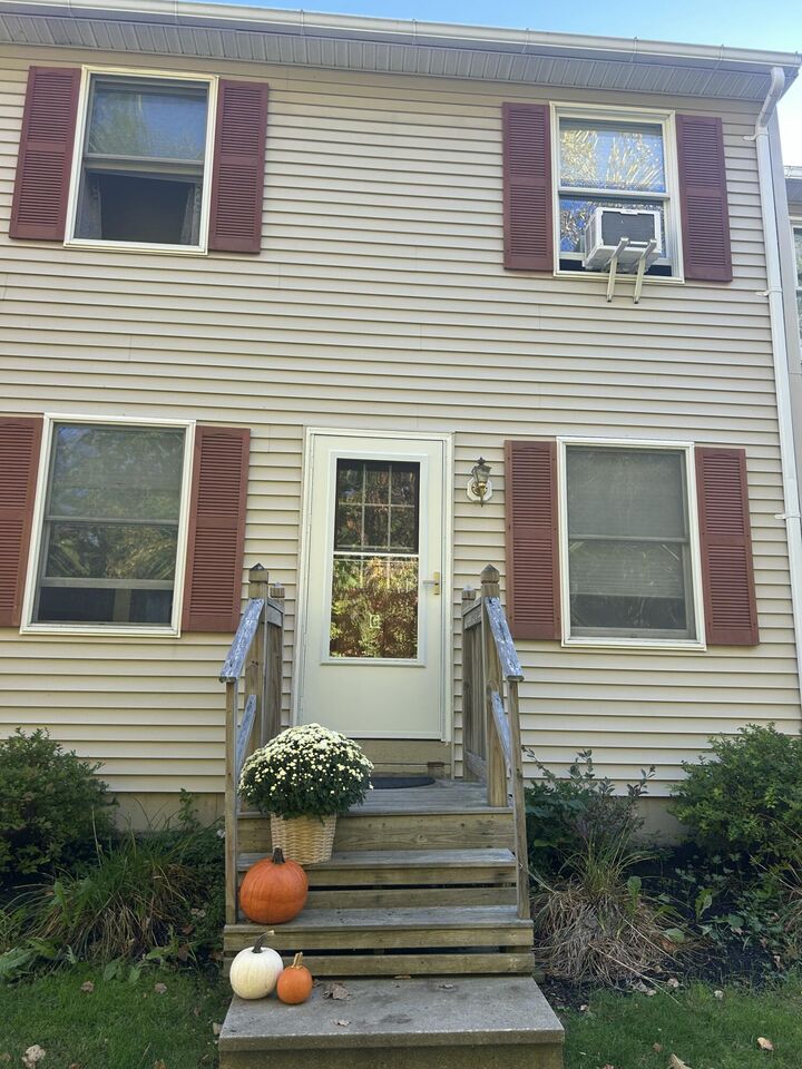 135G Mayo Road G  Hampden ME 04444 photo