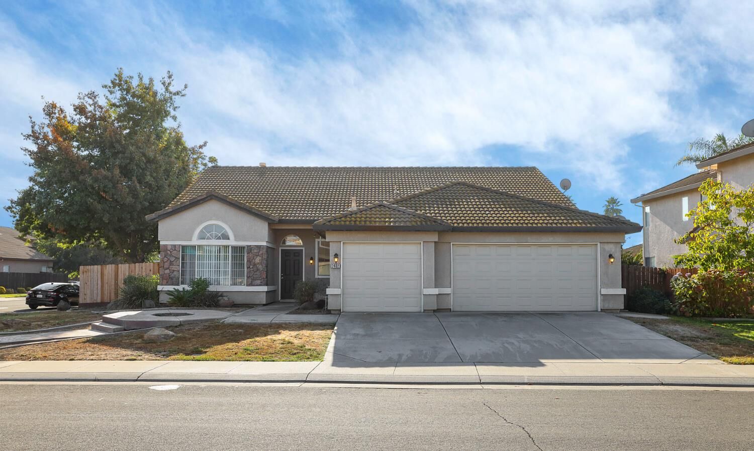 Property Photo:  2402 Sailboat Court  CA 95206 