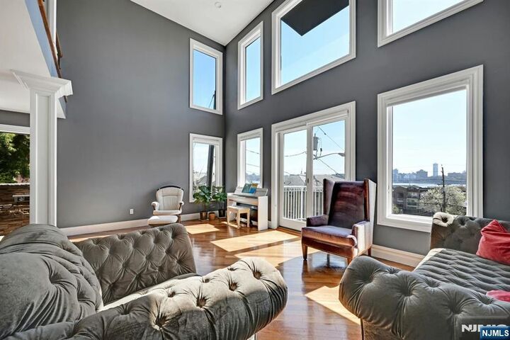 Property Photo:  3 Oakdene Terrace 3  NJ 07020 