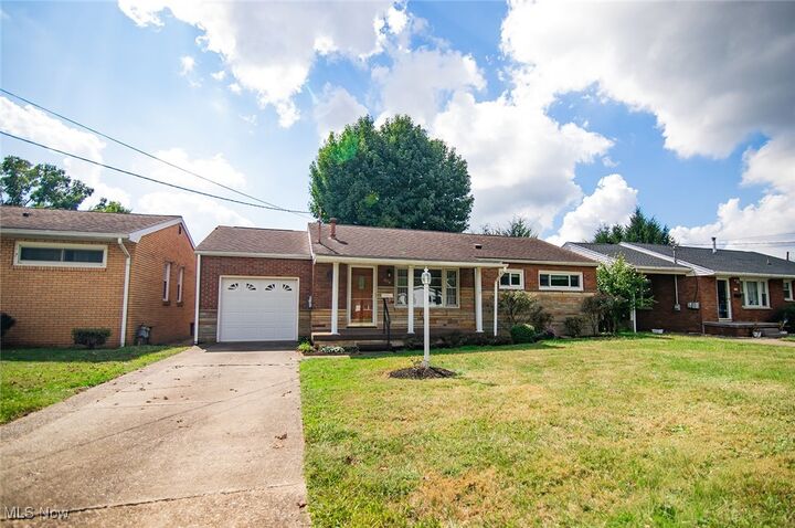 906 16th Street  Vienna WV 26105 photo