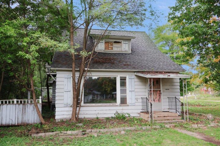 Property Photo:  119 E 1st Avenue  WI 54853 