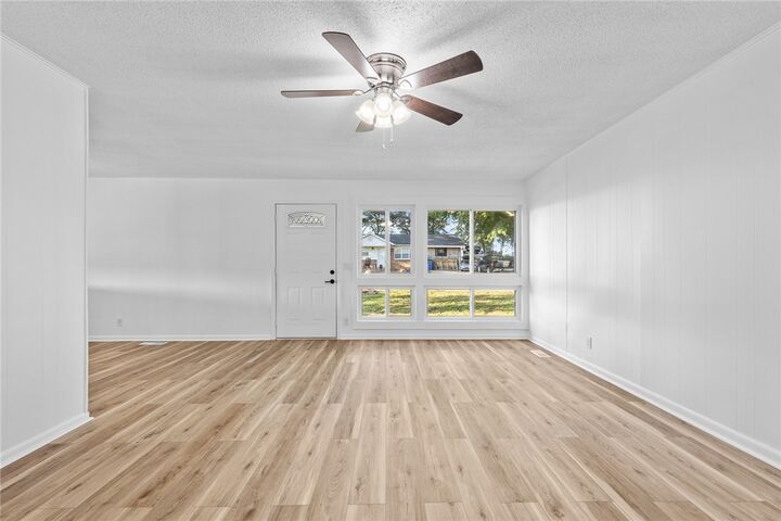 Property Photo:  467 Carr Court  AR 72601 