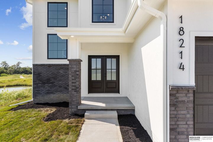 Property Photo:  18214 Cooper Street  NE 68028 