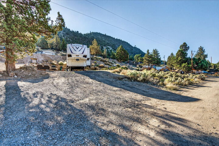 Property Photo:  16556 SE Antelope Creek Drive  OR 97754 
