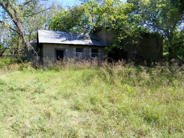 Property Photo:  2343 County Road 1350  OK 73010 