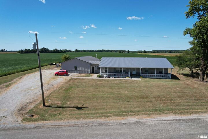 Property Photo:  22035 N Old Centralia Lane  IL 62830 