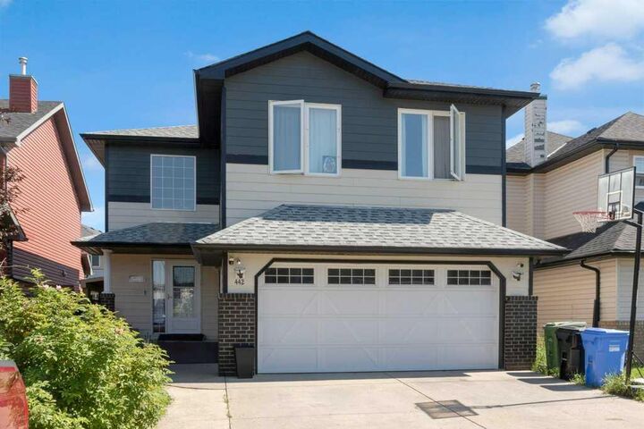 Photo de la propriété:  442 Saddlecreek Way NE  AB T3J 4V5 