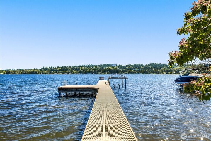 Property Photo:  5044  Butterworth Road  WA 98040 