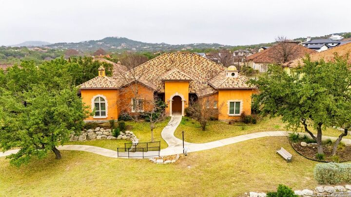 Property Photo:  6710 Ghia Ln  TX 78257 