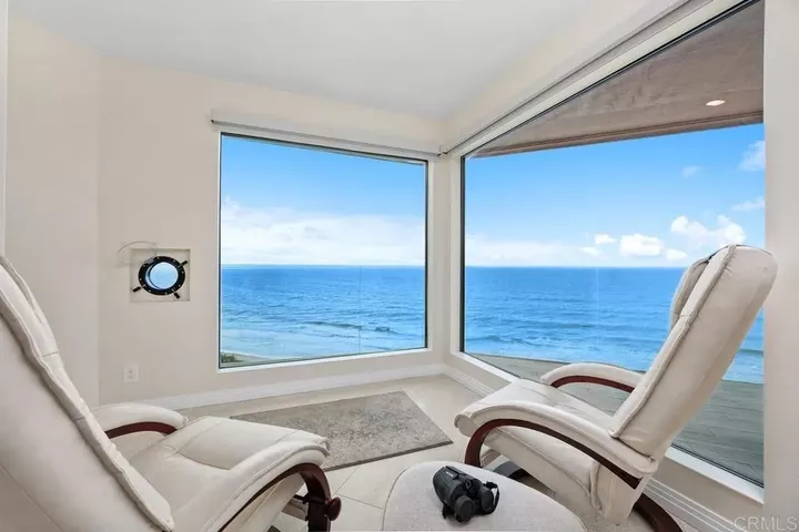 Property Photo:  239 S Helix Ave 26  CA 92075