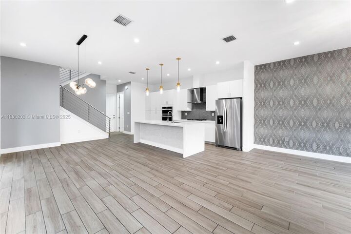 Property Photo: 4420 NW 81st Ave 0 FL 33166