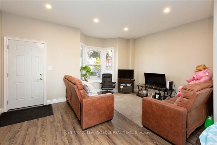 Photo de la propriété:  382 Cannon Street E A  ON L8L 2C4 