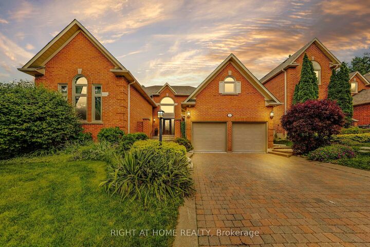 20 Woburn Drive  Vaughan ON L4L 7H8 photo
