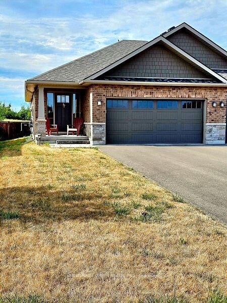 Property Photo:  100 Spruce Gardens Court  ON K8N 0B5 