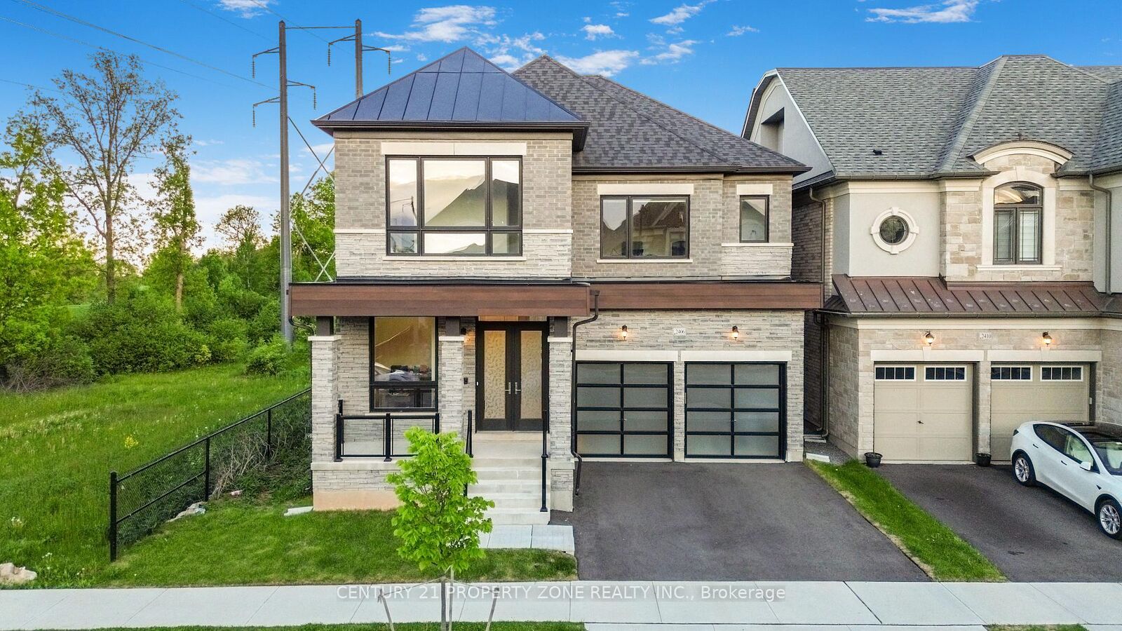 Photo de la propriété:  2406 Charles Cornwall Avenue  ON L6M 5M4 