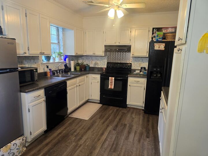 Property Photo: 315 Nesbitt Road GA 31763