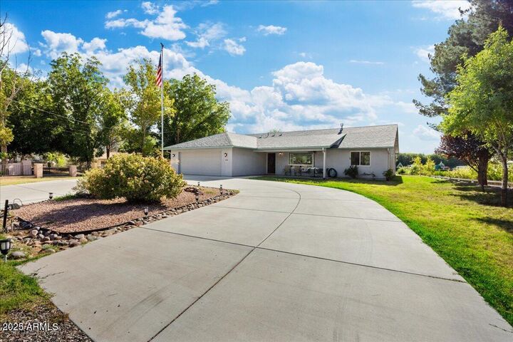 Property Photo: 1496 W Horseshoe Bend Drive AZ 86322