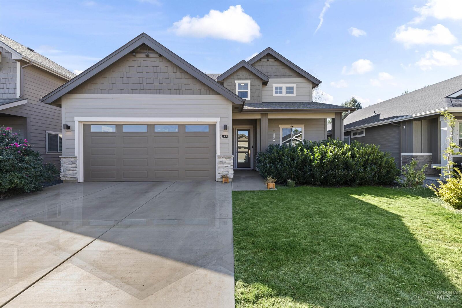 Property Photo:  1633 E Challis St  ID 83646 