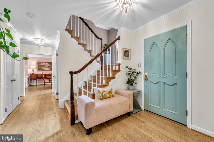 Property Photo: 12215 Henderson Road VA 20124