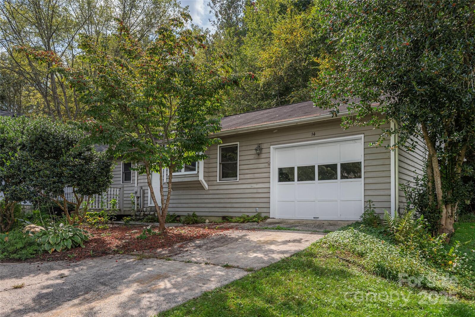 Property Photo: 14 Llama Vista Court NC 28711