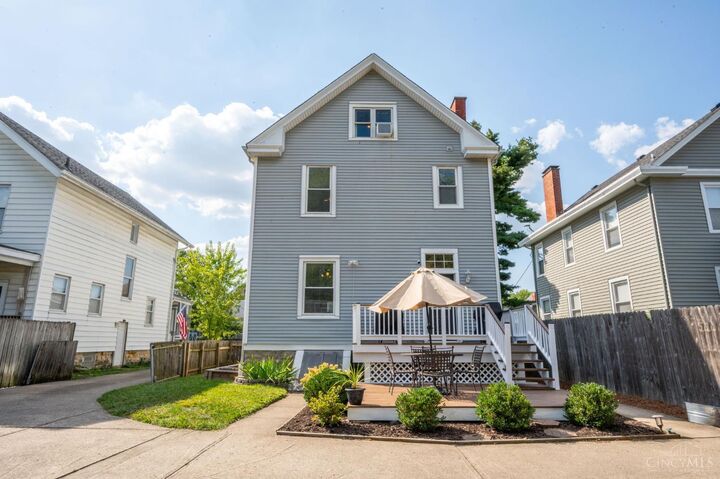 Property Photo: 3824 Elsmere Avenue OH 45212