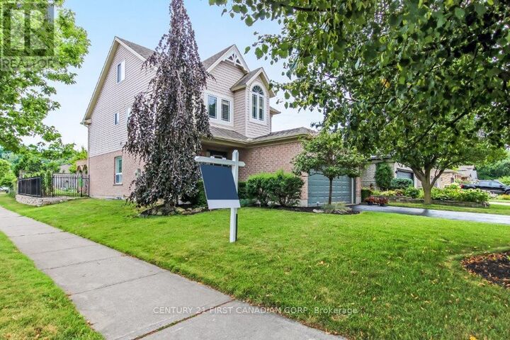 Property Photo:  1275 Crosscreek Crescent  ON N5Y 6H6 